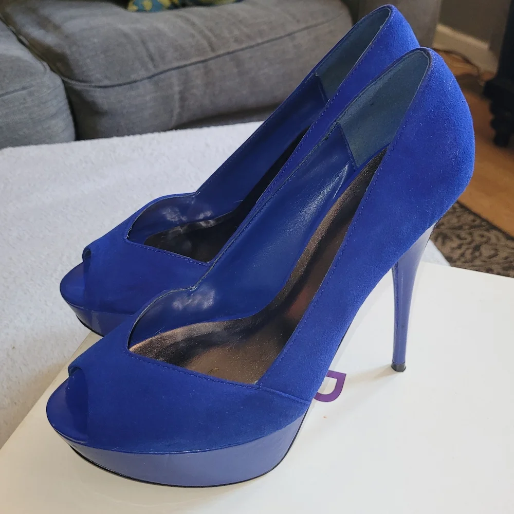 BAKERS Shoes Style Eryn Blue Platform Pumps - Picture 2 of 12